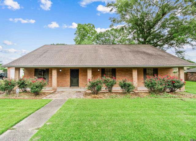 Property at 5853 Hickory Ridge Bl Blvd, Baton Rouge, LA 70817, 3 beds, 2.5 baths