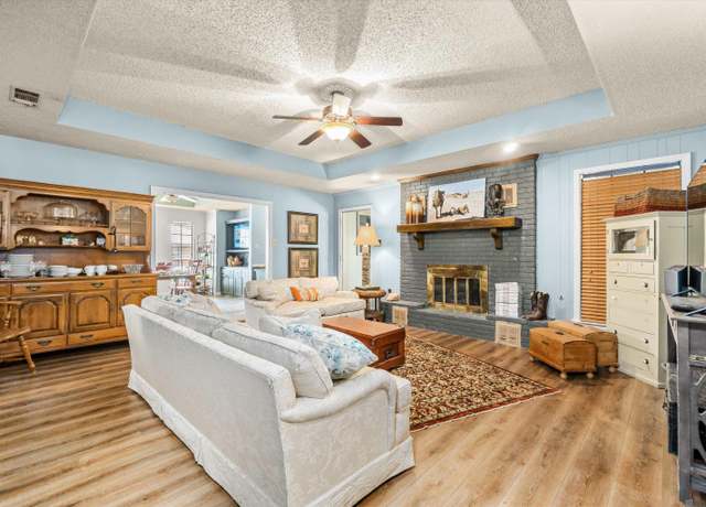 Property at 5853 Hickory Ridge Bl Blvd, Baton Rouge, LA 70817, 3 beds, 2.5 baths