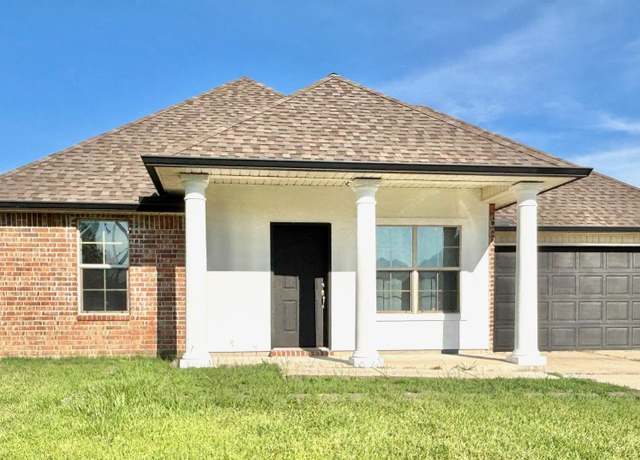 Property at 26180 Cottonwood Ct, Denham Springs, LA 70726, 4 beds, 2 baths