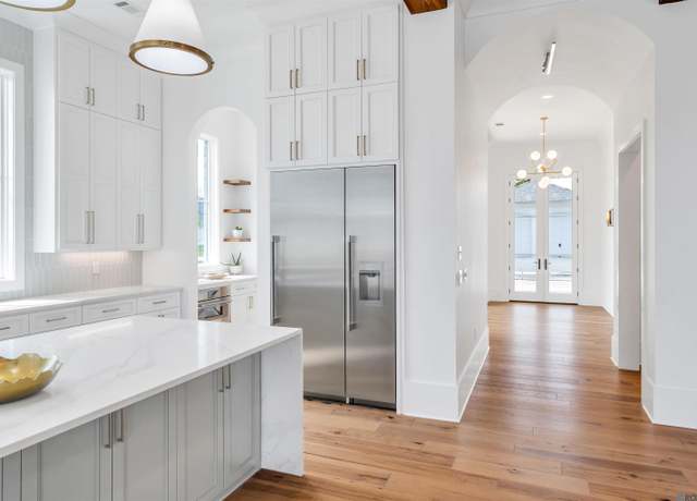 Property at 635 Adelia Ln, Baton Rouge, LA 70806, 5 beds, 4.5 baths