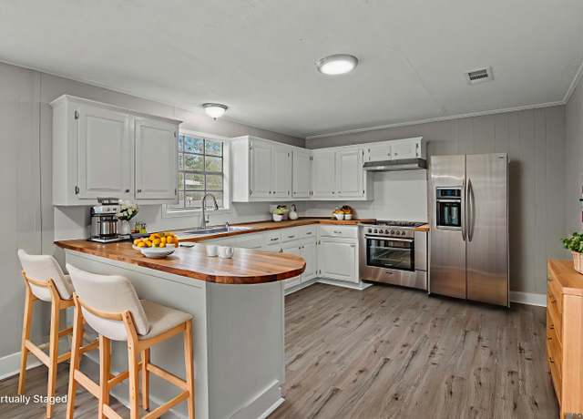 Property at 58420 Iron Farm Rd, Plaquemine, LA 70764, 2 beds, 1 bath