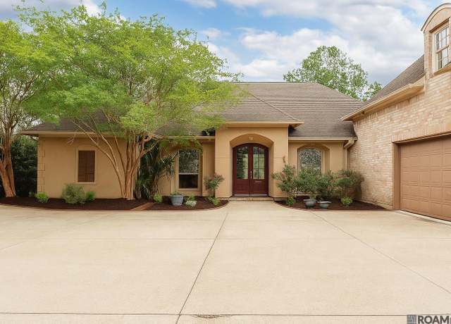 Property at 40360 Pelican Point Pkwy, Gonzales, LA 70737, 5 beds, 3 baths