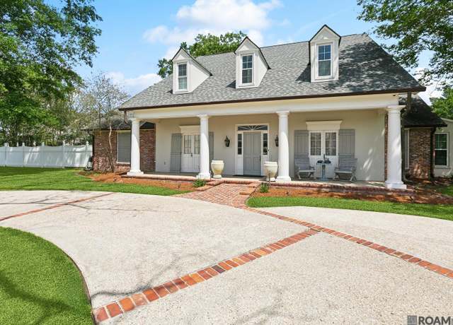Property at 10152 S Vignes Rd, Saint George, LA 70817, 5 beds, 4.5 baths