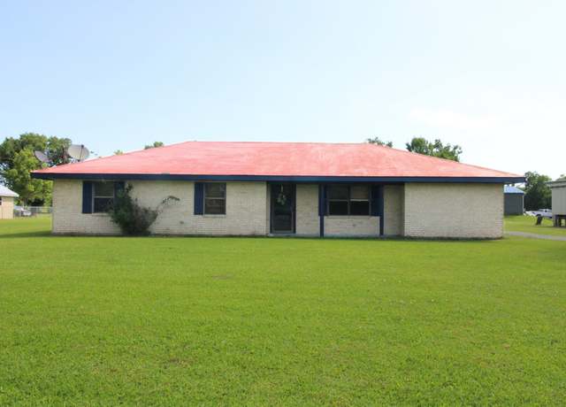 Property at 4679 Bayouside Dr, Chauvin, LA 70344, 3 beds, 2 baths
