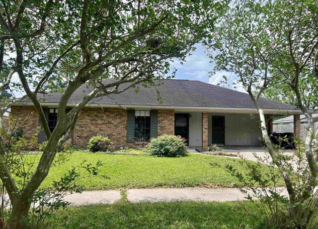 Property at 10052 Mint Dr, Baton Rouge, LA 70809, 3 beds, 2 baths