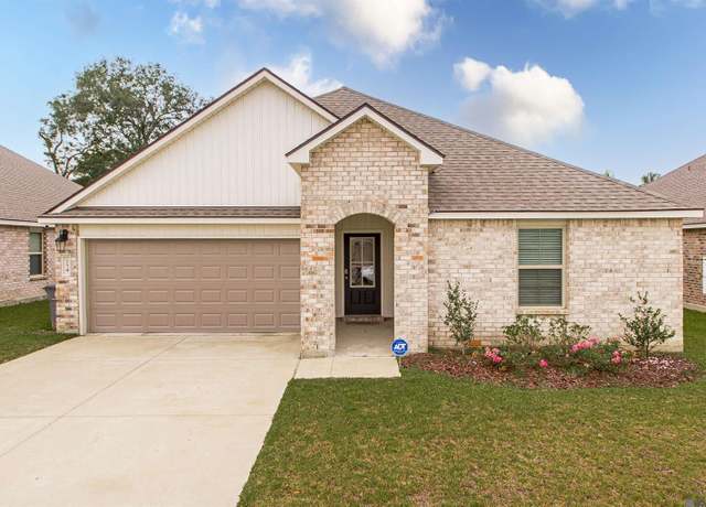 Property at 734 Lambot Ave, Zachary, LA 70791, 4 beds, 2 baths