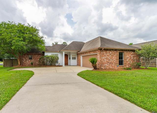 Property at 9470 Lake Lily Ave, Baton Rouge, LA 70810, 3 beds, 2 baths