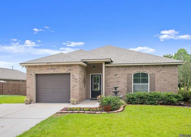 Property at 42214 N City Park Dr, Sorrento, LA 70778, 3 beds, 2 baths