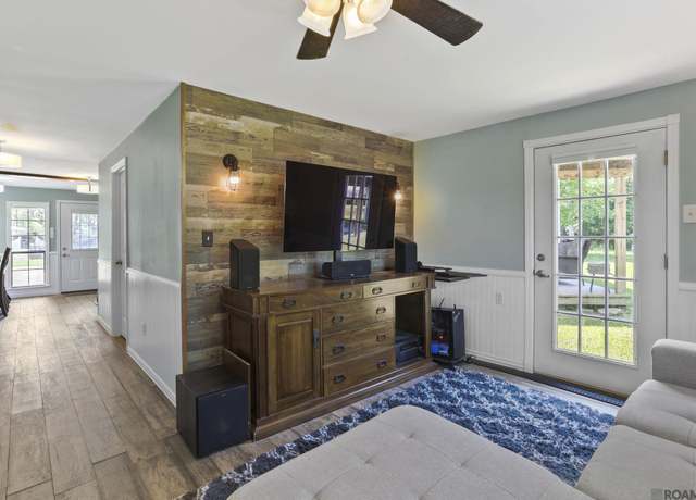 Property at 17125 Marty Low Rd, Prairieville, LA 70769, 2 beds, 2 baths