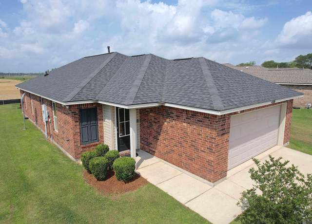 Property at 6500 Audubon Blvd, Sorrento, LA 70778, 3 beds, 2 baths