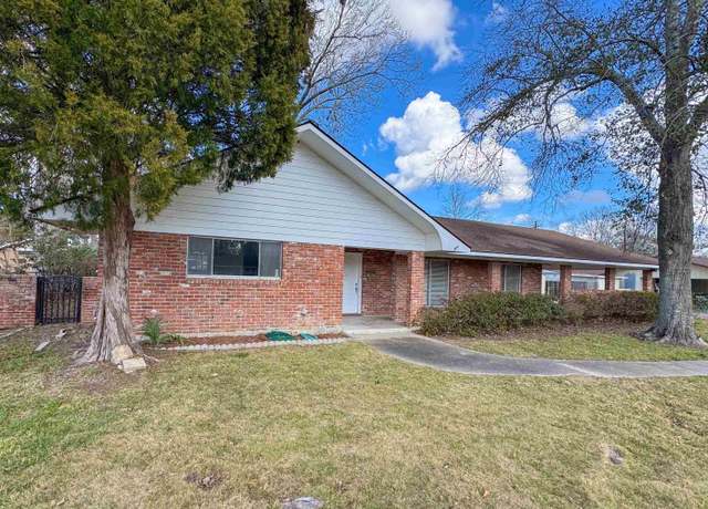 Property at 11725 Glenhaven Dr, Baton Rouge, LA 70815, 3 beds, 2 baths