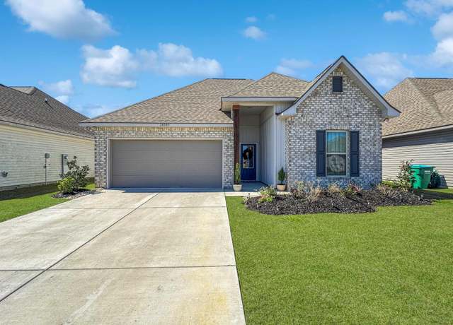 Property at 28385 Middlebrook Way, Denham Springs, LA 70726, 3 beds, 2 baths