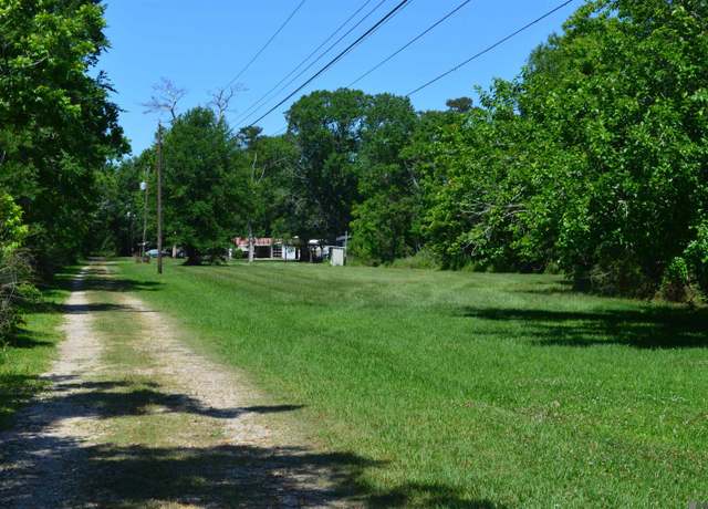 Property at 14289 W A J Rouyea Rd, Gonzales, LA 70737