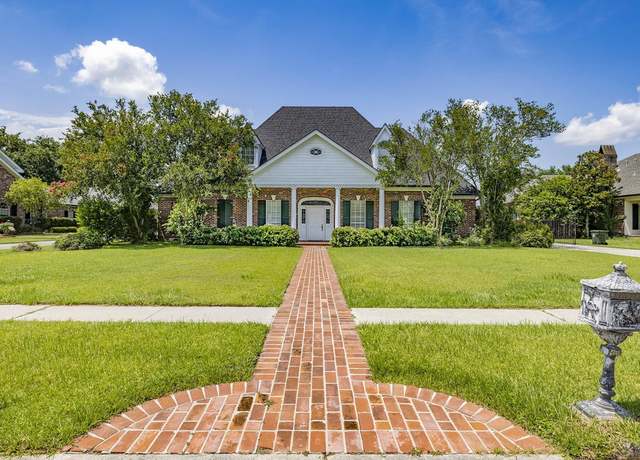 Property at 405 Keystone Loop, Houma, LA 70360, 5 beds, 4.5 baths