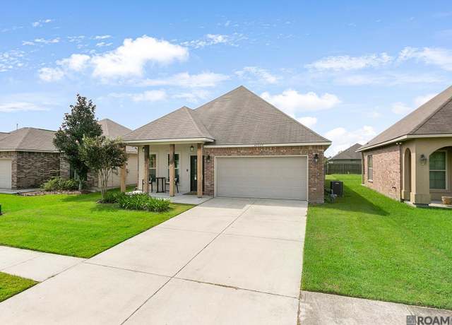 Property at 42427 Harborstone Ave, Prairieville, LA 70769, 4 beds, 2 baths