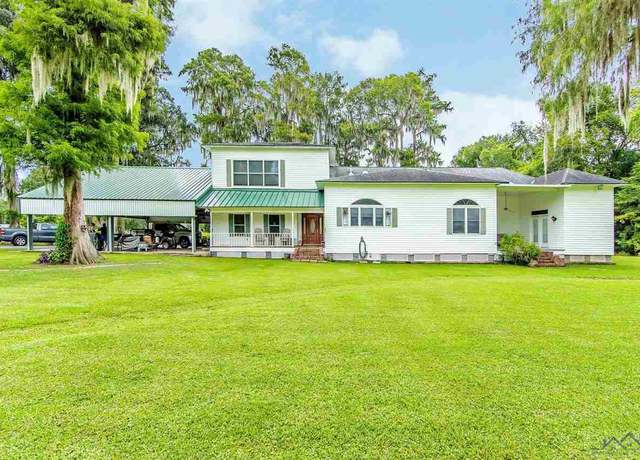 Property at 525 Supercharge Dr, Thibodaux, LA 70301, 3 beds, 4.5 baths