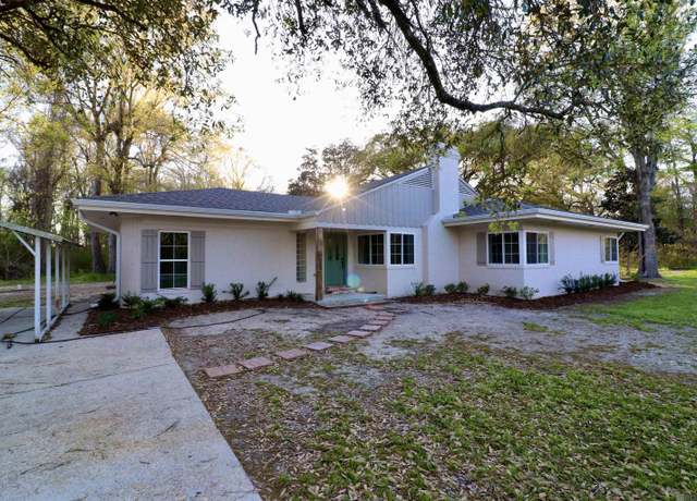 Property at 7231 Bueche Rd, Bueche, LA 70729, 4 beds, 2 baths