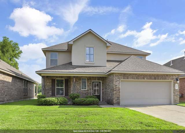 Property at 2203 Windridge Ave, Zachary, LA 70791, 5 beds, 2.5 baths