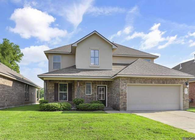 Property at 2203 Windridge Ave, Zachary, LA 70791, 5 beds, 2.5 baths