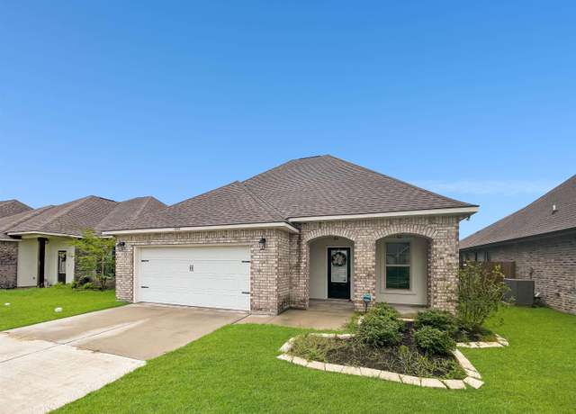 Property at 1845 Pineglen Dr, St Gabriel, LA 70776, 3 beds, 2 baths