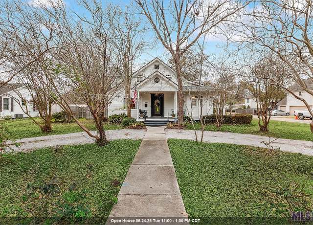 Property at 1660 Thibodeaux Ave, Baton Rouge, LA 70806, 4 beds, 2 baths
