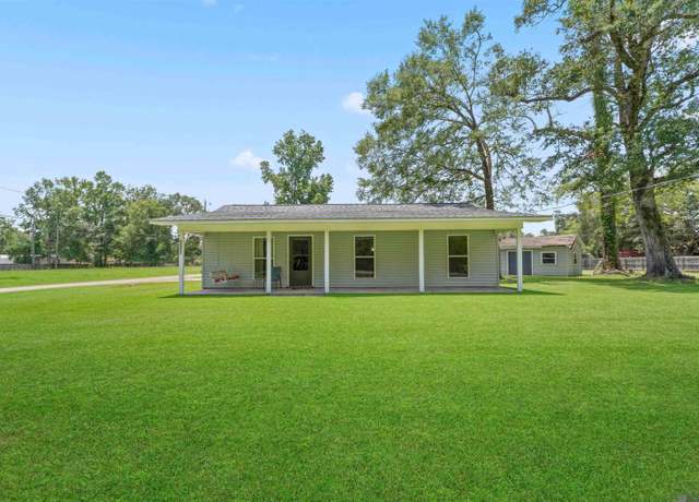 Property at 32189 Linder Rd, Denham Springs, LA 70726, 3 beds, 1.5 baths
