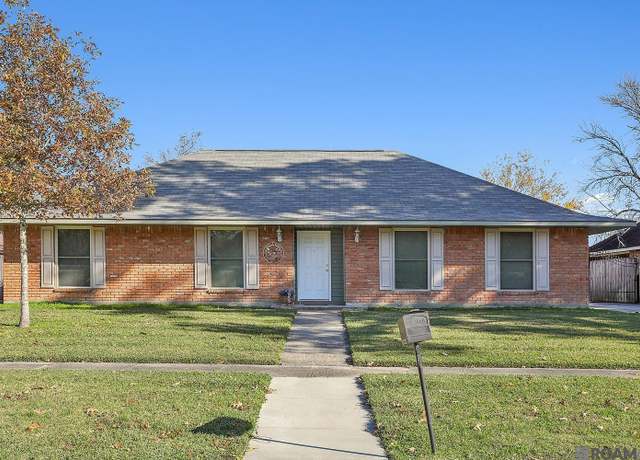 Property at 3127 Lake Forest Park Ave, Baton Rouge, LA 70816, 4 beds, 2 baths