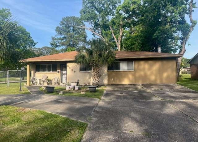 Property at 6866 Buttonwood Dr, Baton Rouge, LA 70812, 3 beds, 2 baths