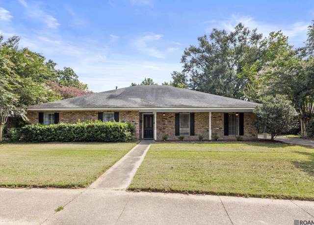Property at 1369 Crescent Dr, Baton Rouge, LA 70806, 4 beds, 3 baths