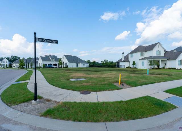 Property at 1880 Tiger Crossing Dr, Baton Rouge, LA 70810