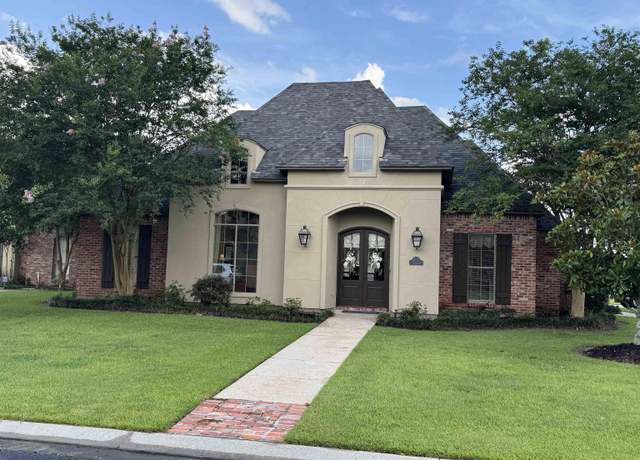 Property at 41157 Clearwater Ave, Gonzales, LA 70737, 4 beds, 3 baths