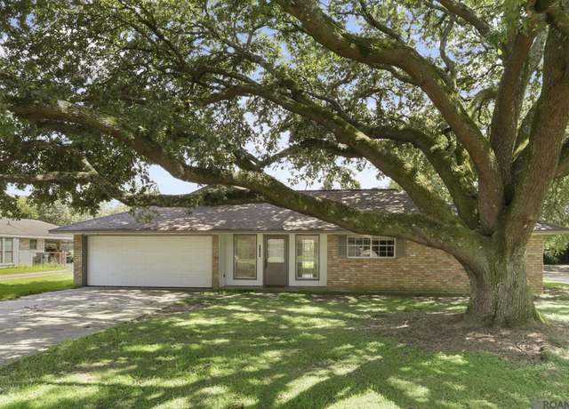 Property at 37101 Sue St, Geismar, LA 70734, 3 beds, 2 baths