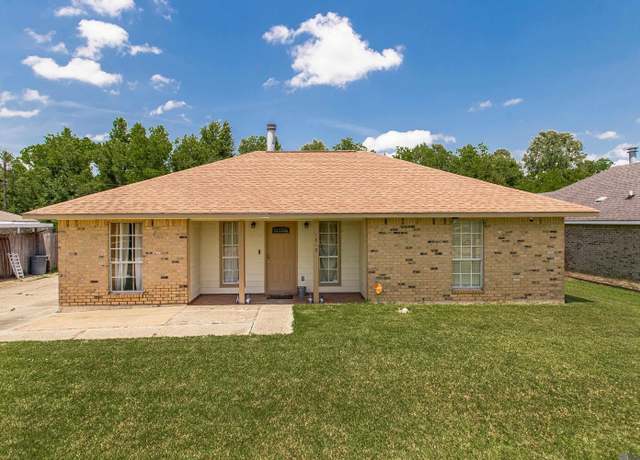 Property at 1819 Saul Ave, Zachary, LA 70791, 3 beds, 2 baths