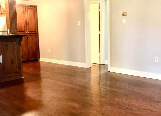 Property at 1290 Park Blvd #107, Baton Rouge, LA 70806, 2 beds, 2 baths
