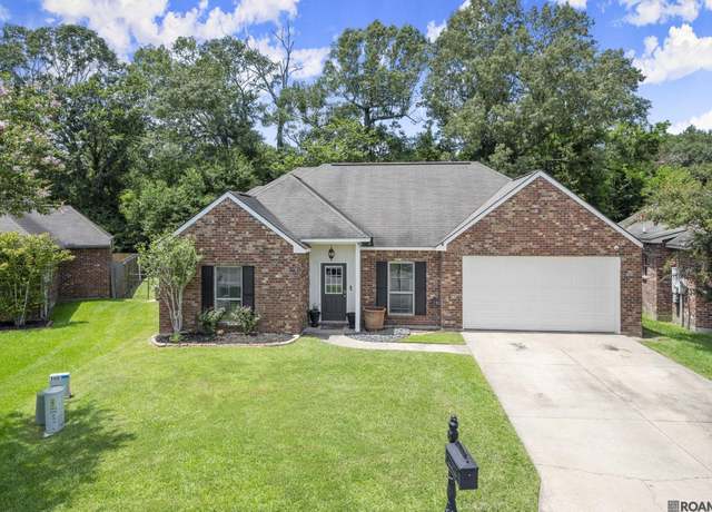 Property at 40284 Creek Bend Dr, Gonzales, LA 70737, 3 beds, 2 baths