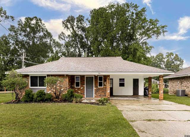 Property at 2901 Caroljack Dr, Baton Rouge, LA 70816, 3 beds, 2 baths