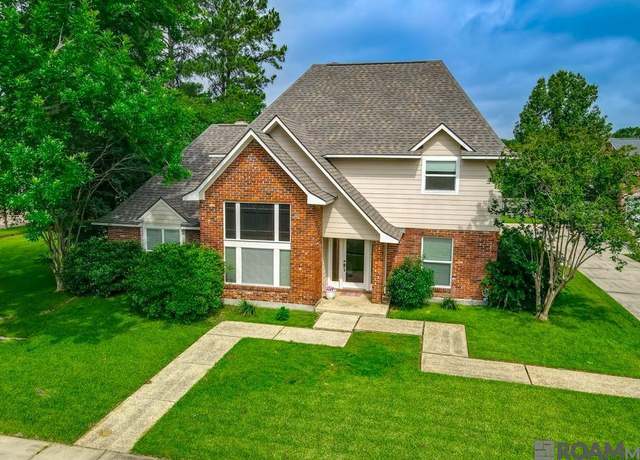 Property at 12315 N Lake Sherwood Ave, Baton Rouge, LA 70816, 5 beds, 3 baths