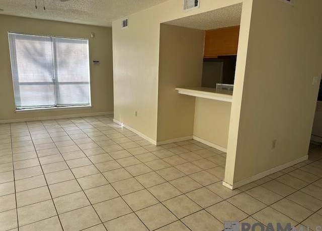 Property at 1933 S Brightside View Dr Unit A, Baton Rouge, LA 70820, 2 beds, 2.5 baths