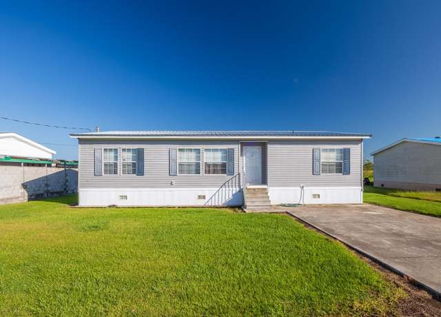 Property at 179 Myrtle Dr, Lockport, LA 70374, 3 beds, 2 baths