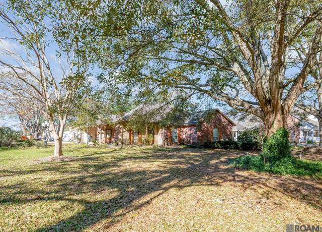 Property at 26371 Lee Ellis Rd, Denham Springs, LA 70726, 3 beds, 2 baths