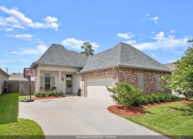 Property at 39372 Ironwood Ave, Prairieville, LA 70769, 3 beds, 2 baths
