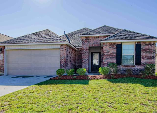 Property at 7802 Joe Lynn Trl, Denham Springs, LA 70726, 3 beds, 2 baths