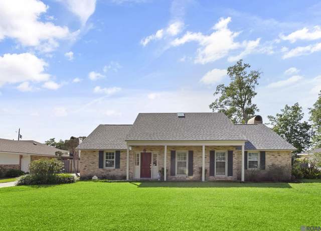 Property at 4546 Fleet Dr, Baton Rouge, LA 70809, 4 beds, 3 baths