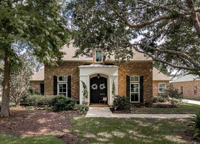 Property at 3838 Twelve Oaks Ave, Baton Rouge, LA 70820, 4 beds, 3 baths