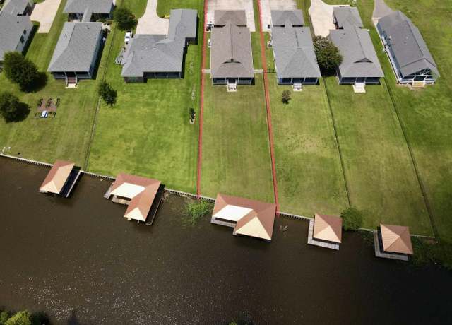 Property at 5687 Island Rd, Jarreau, LA 70749, 3 beds, 2 baths