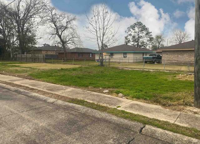 Property at 429 Authement St, Houma, LA 70363