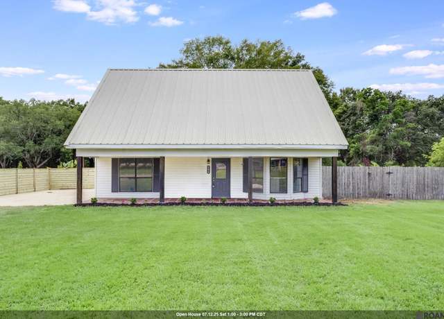 Property at 204 Austin Rd, Youngsville, LA 70592, 4 beds, 2.5 baths