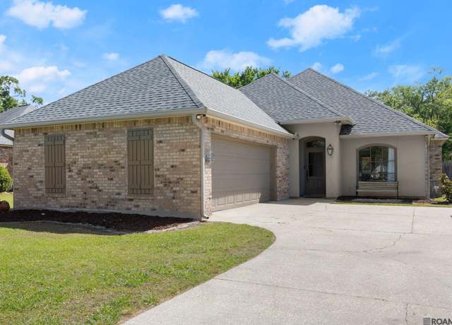 Property at 12016 Kern Pl, Gonzales, LA 70737, 3 beds, 2 baths