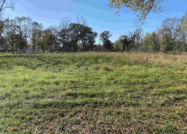 Property at 10013 E La Hwy 936, St Amant, LA 70774