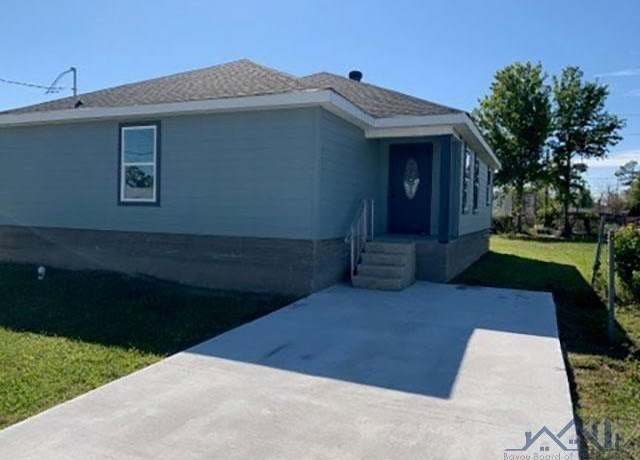 Property at 357 Dixie Ave, Houma, LA 70363, 3 beds, 2 baths